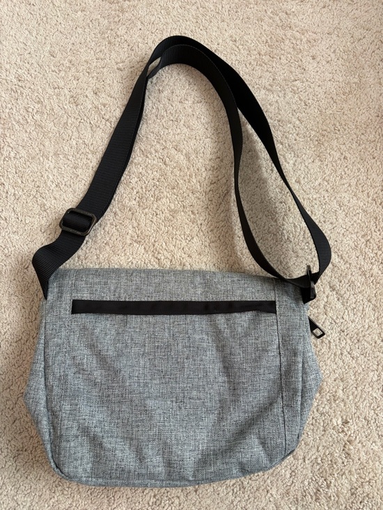 osprey bags gloucester quays Kestrel 38 Color:Peach-Tuscany The Mini Weybridge is bringing up babe adidas Mens Backpacks |